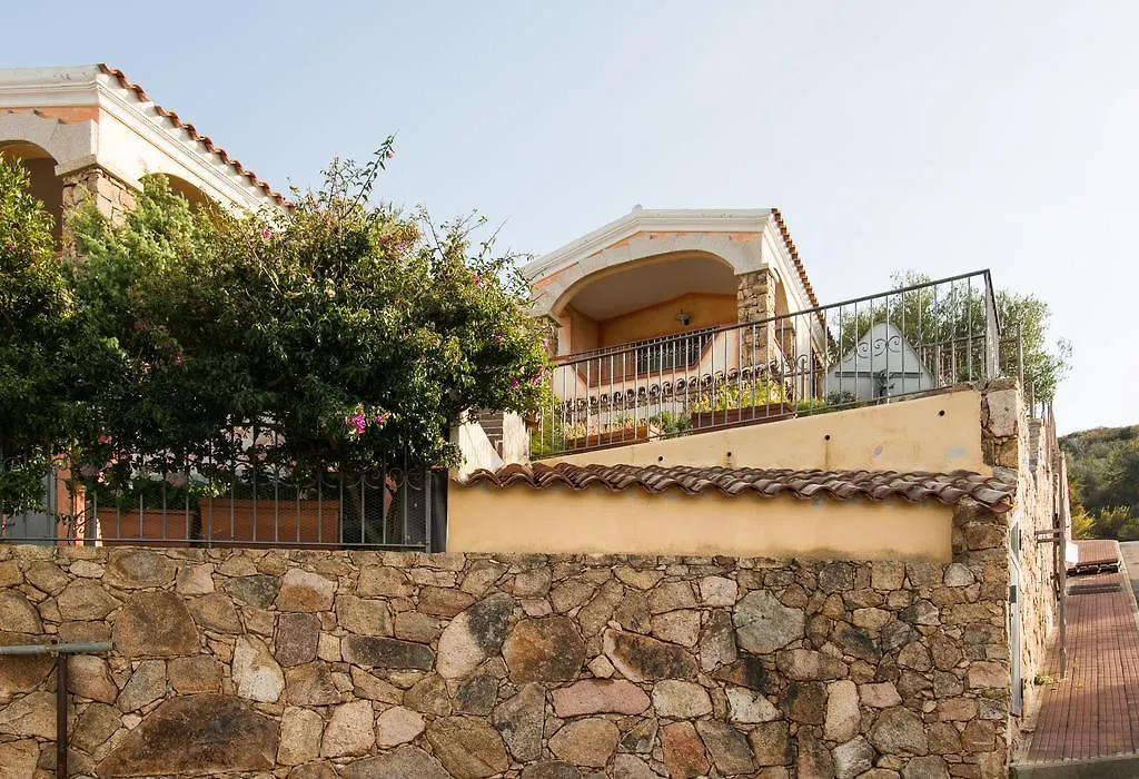 Case Belvedere Lägenhet Porto San Paolo
